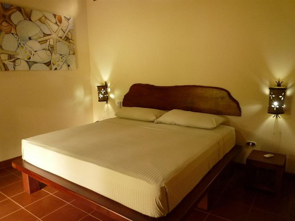 Mamma E Papa Aparthotel Ojochal Bagian luar foto