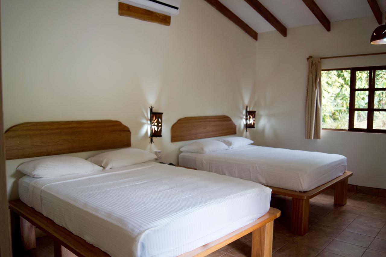 Mamma E Papa Aparthotel Ojochal Bagian luar foto
