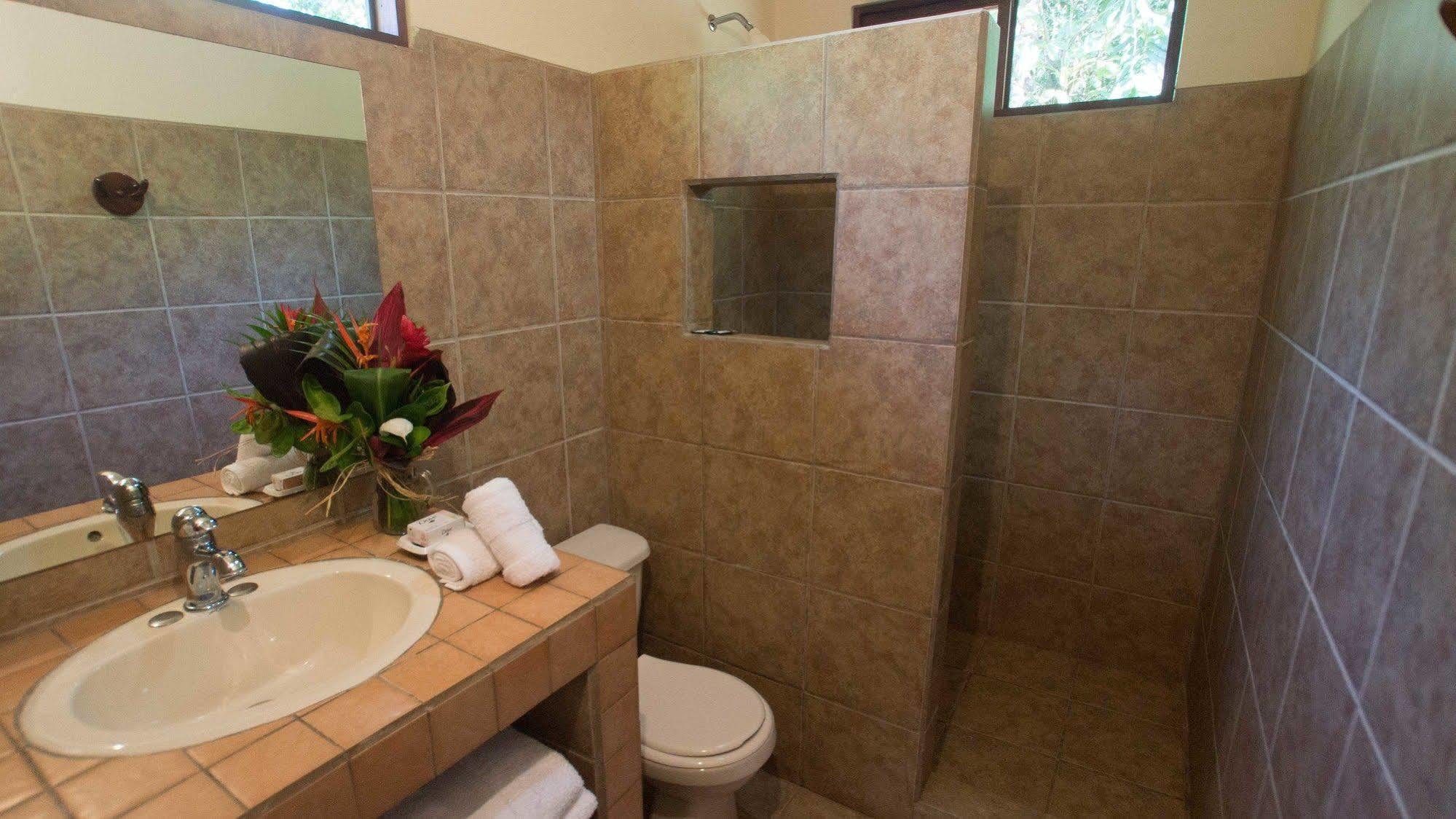 Mamma E Papa Aparthotel Ojochal Bagian luar foto